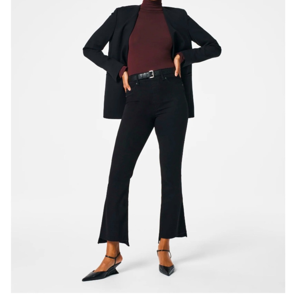 NWT Spanx Step Hem Kick Flare Jeans in Clean Black - Size L Tall